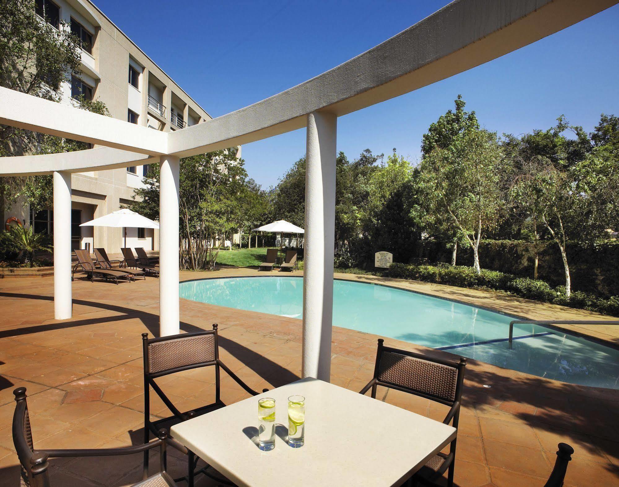 Garden Court Eastgate Hotel Johannesburg Exterior photo